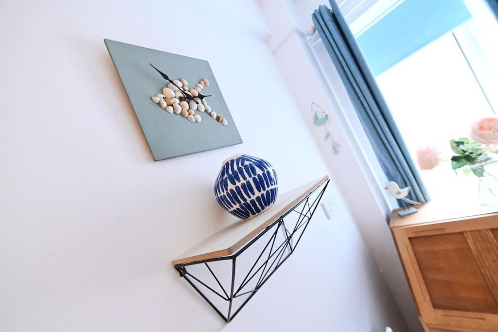 Relaxing Aberdovey Retreat, Close To *