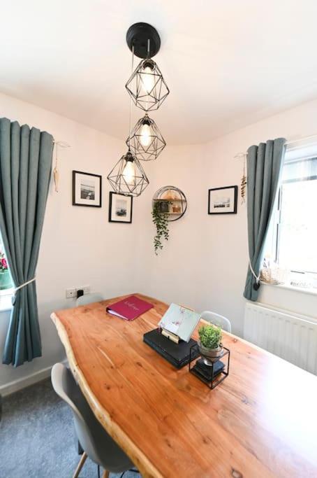Relaxing Aberdovey Retreat, Close To